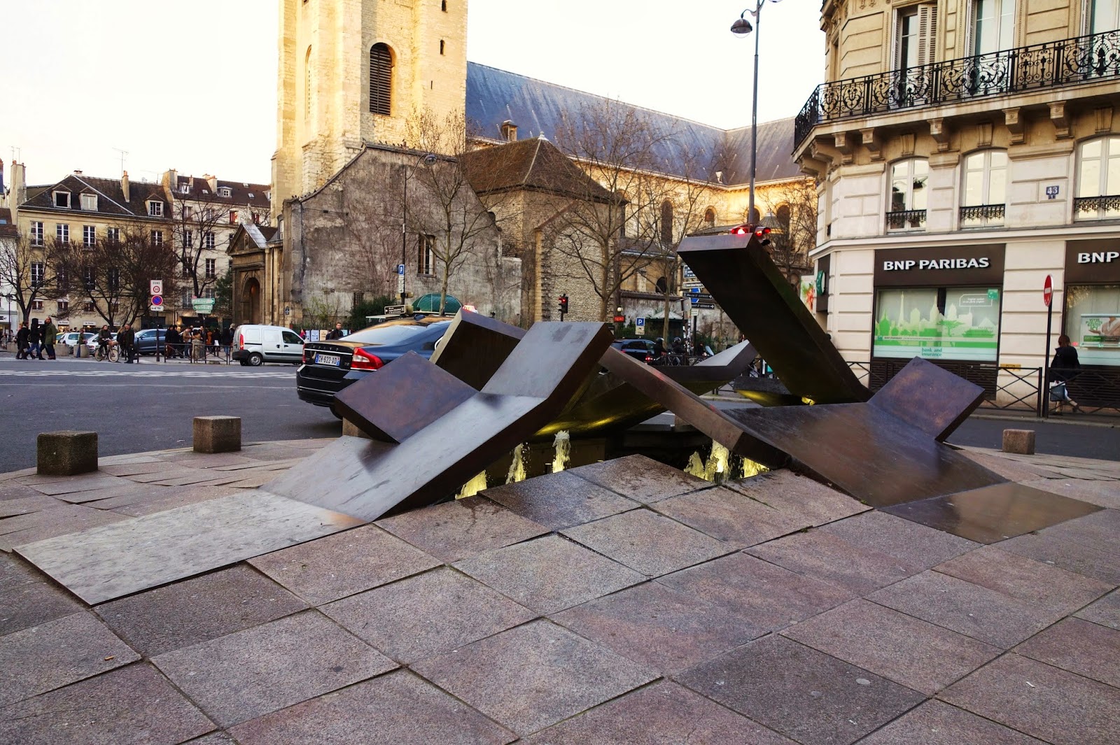 Fontaine de l' Embâcle Art Paris Skate Spot 5/5
