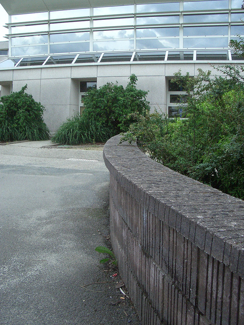 Médiathèque La Pléiade Spot Street Ancenis Skate Spot 3/5