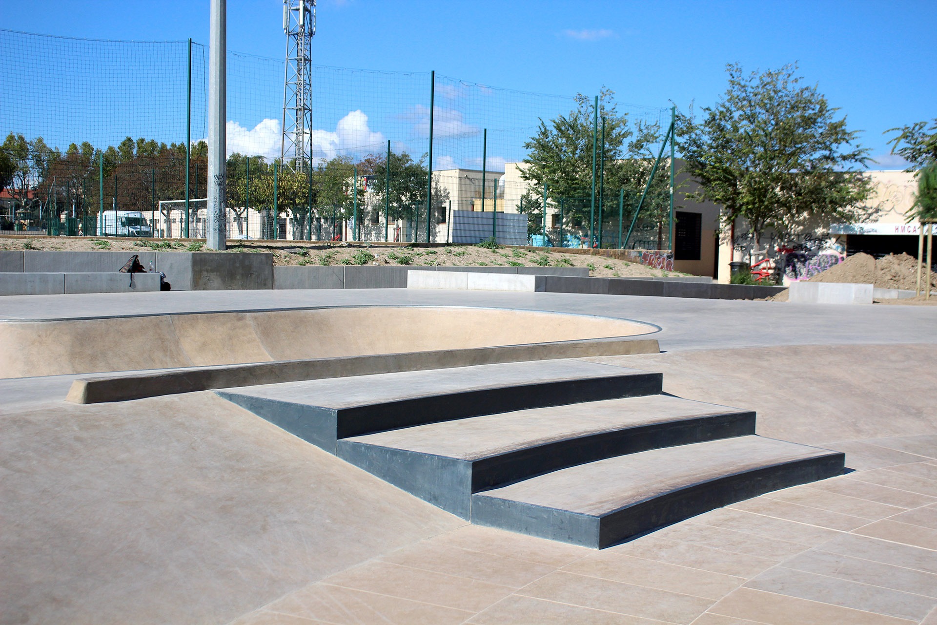 Carcassonne Skatepark Aix en Provence Skate Spot 4/5