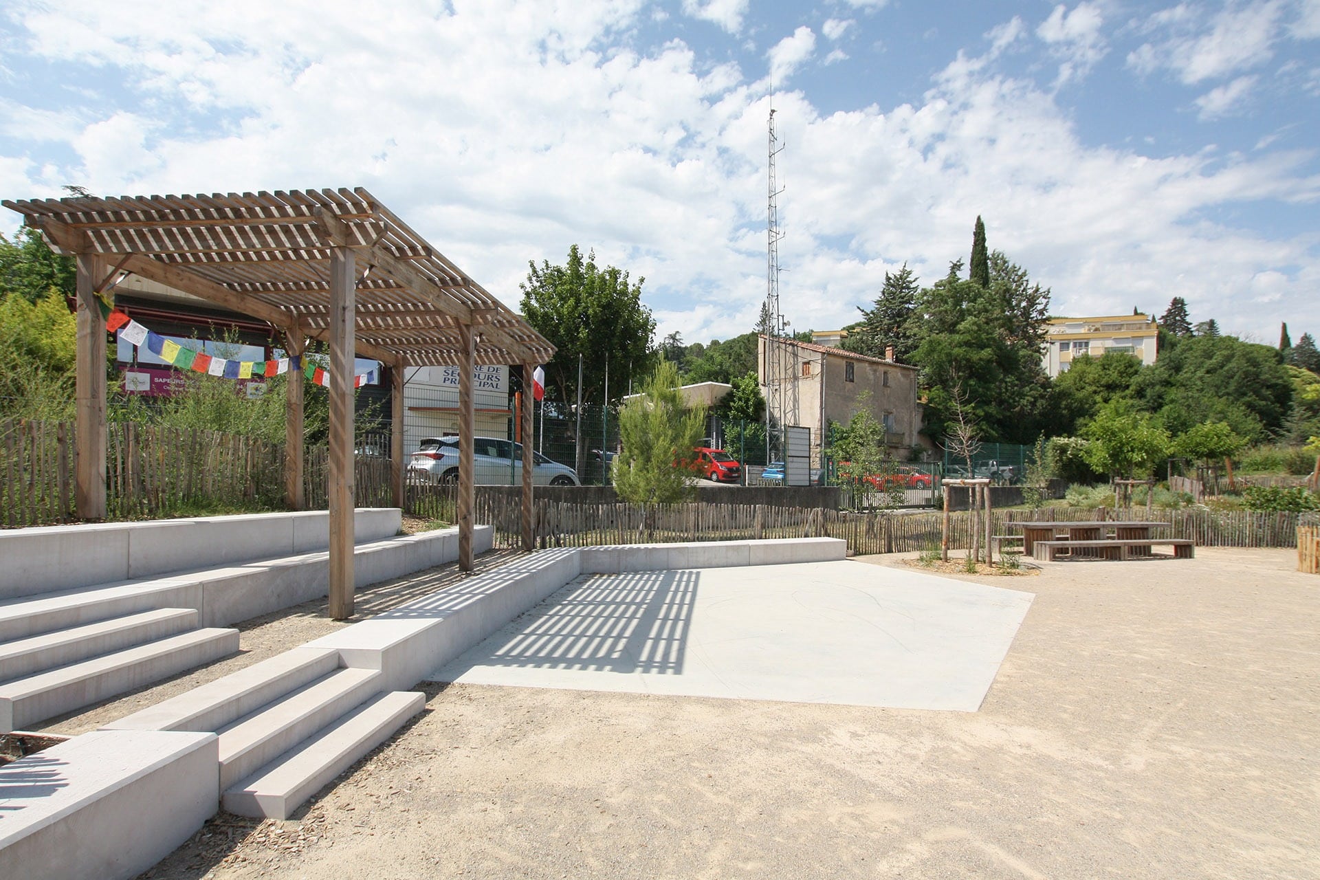 Parc du Grézac Skatepark Lodève Skate Spot 4/5