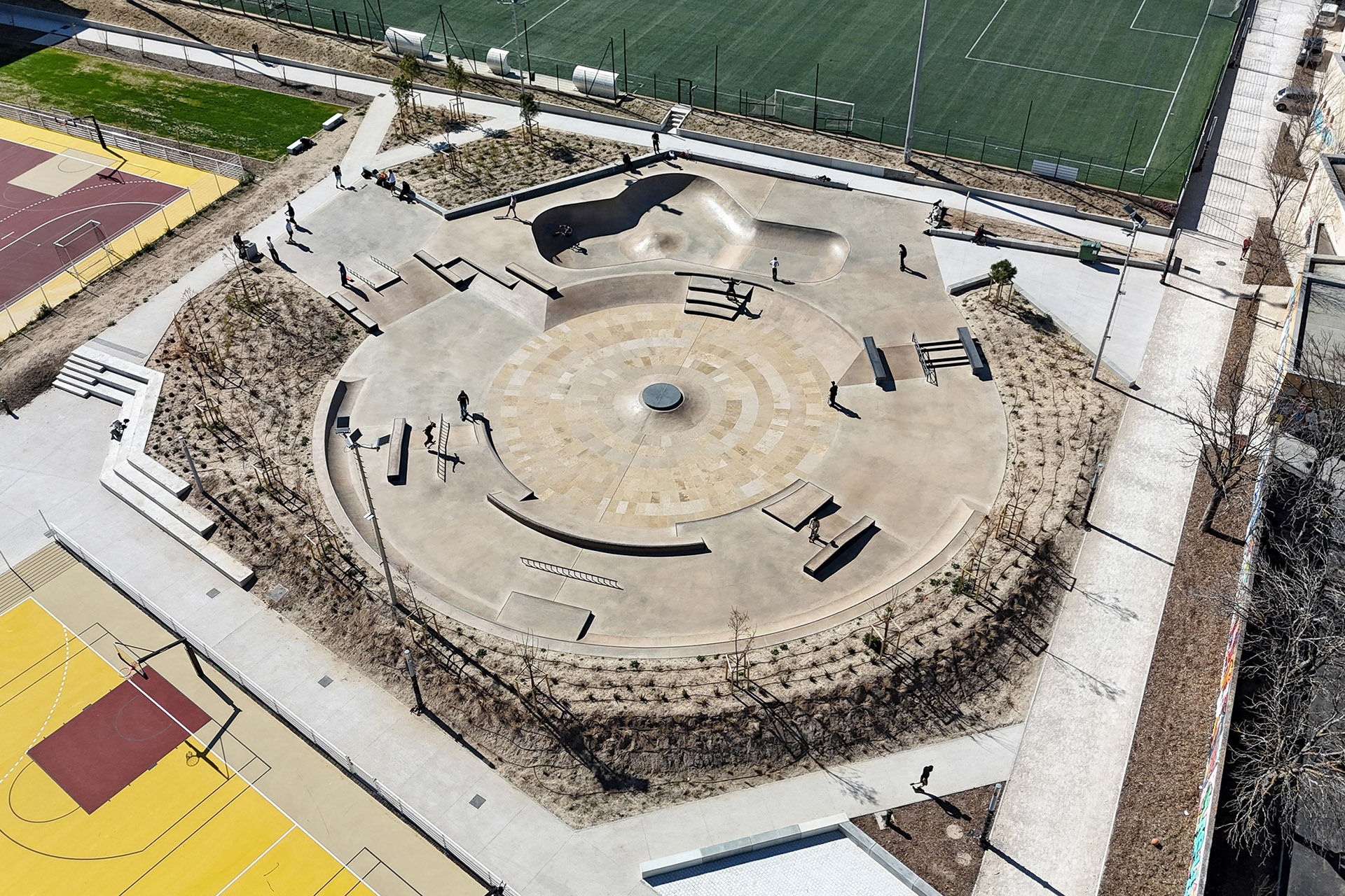 Carcassonne Skatepark Aix en Provence Skate Spot 4/5