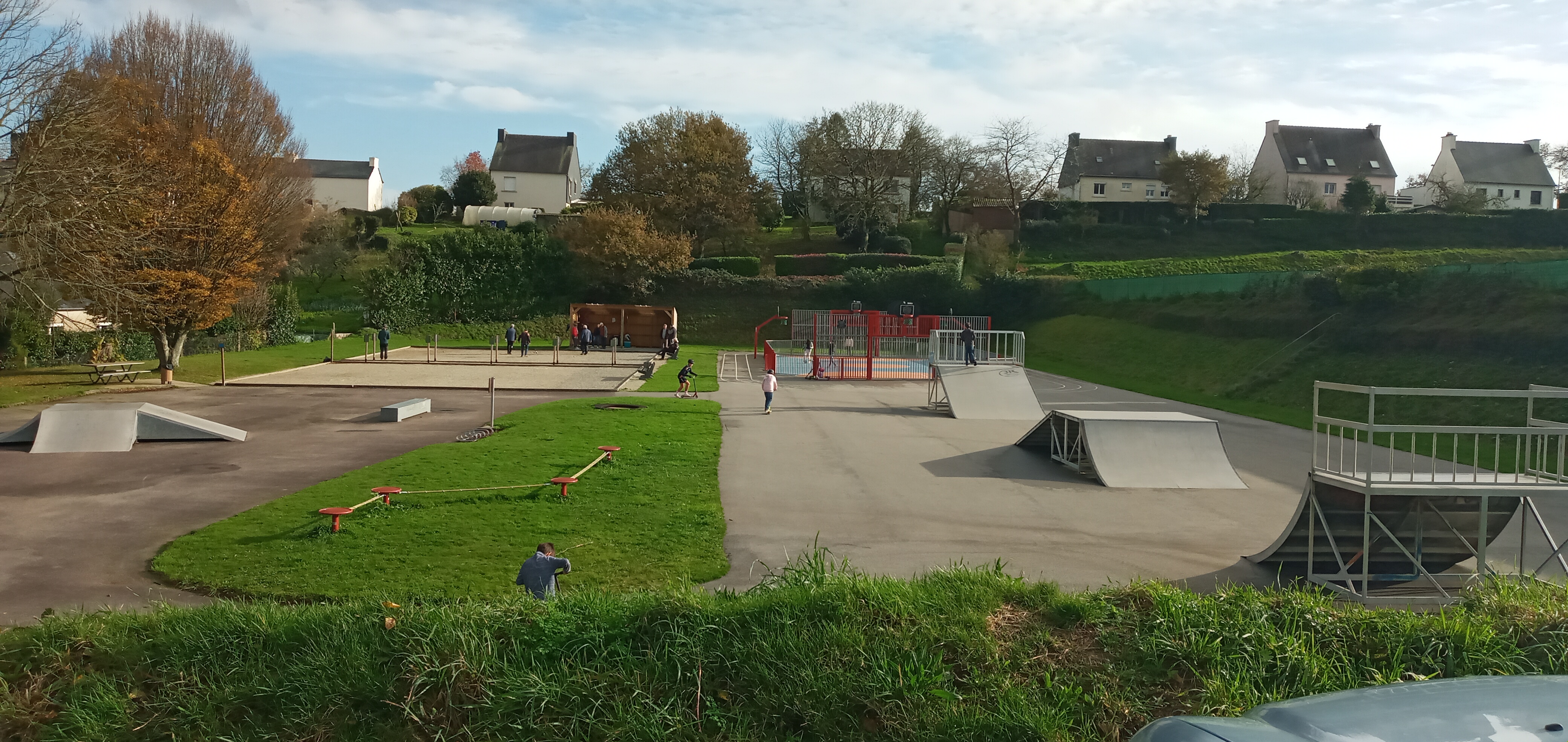 Le Stade Landrévarzec Skate Spot