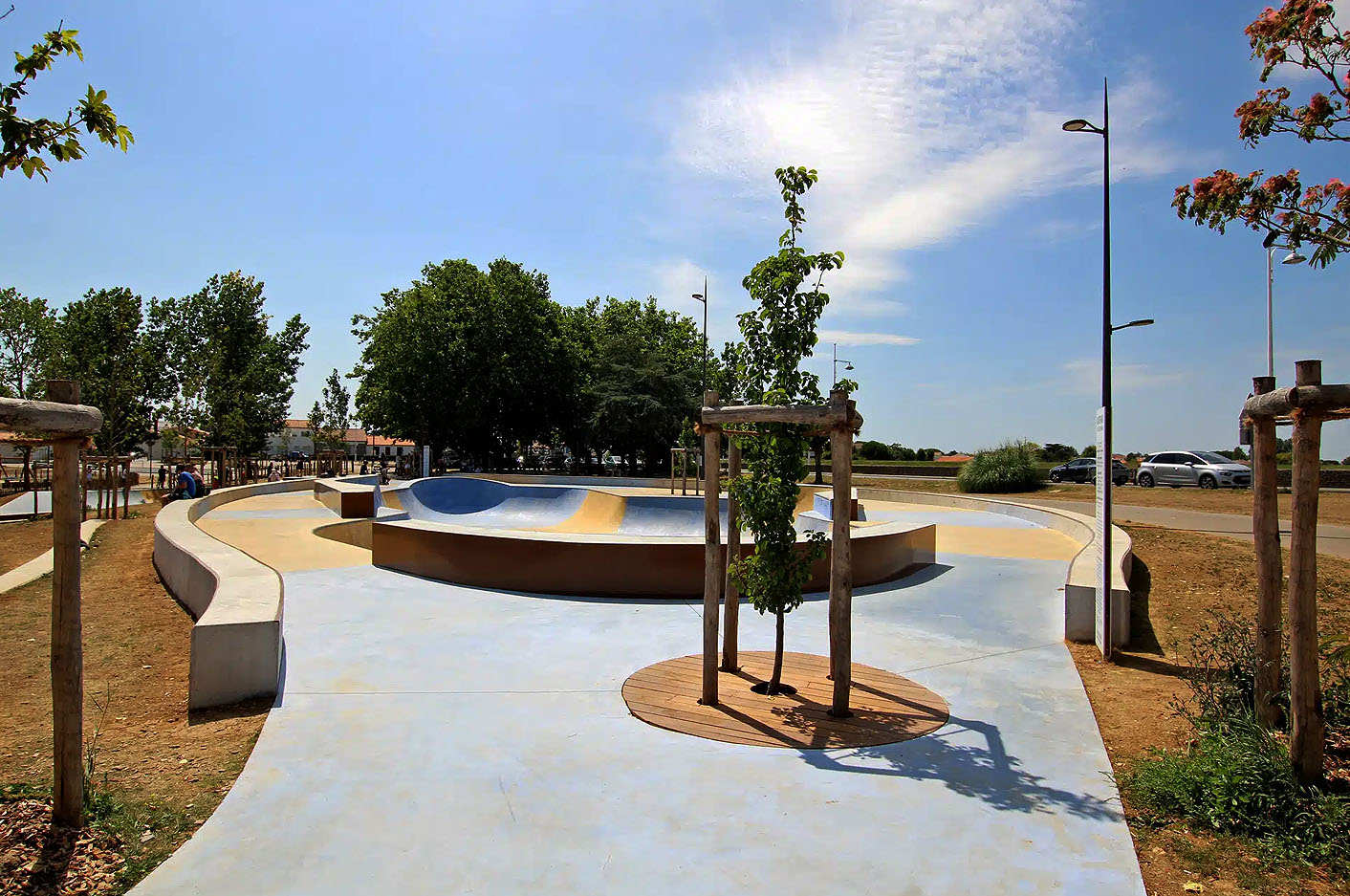 La Faute sur Mer Skatepark L' Aiguillon la Presqu'île Skate Spot 5/5
