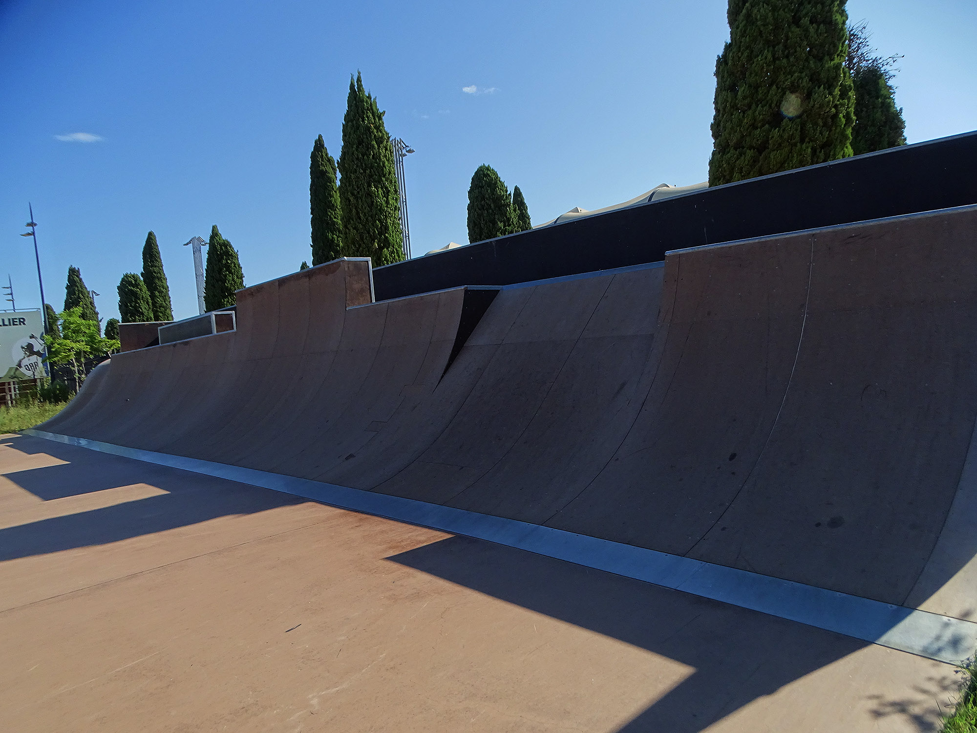 Grammont Park Skatepark Montpellier Skate Spot 5/5
