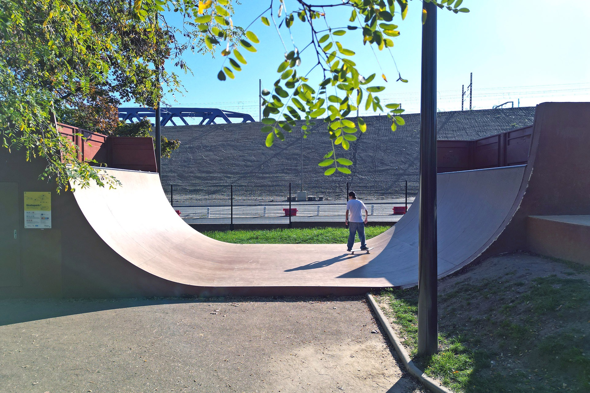 La Poterne Skatepark Massy Skate Spot 4/5