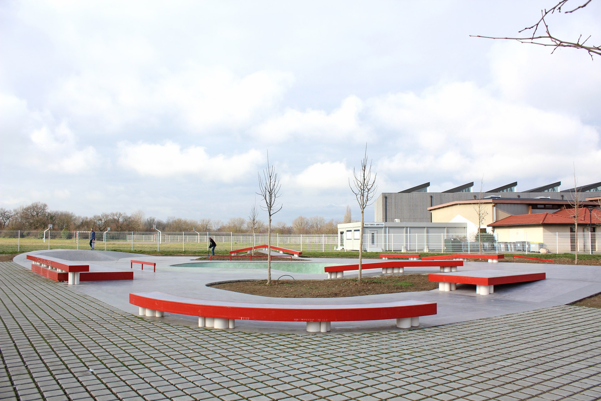Tignieu Skatepark Tignieu Jameyzieu Skate Spot 4/5