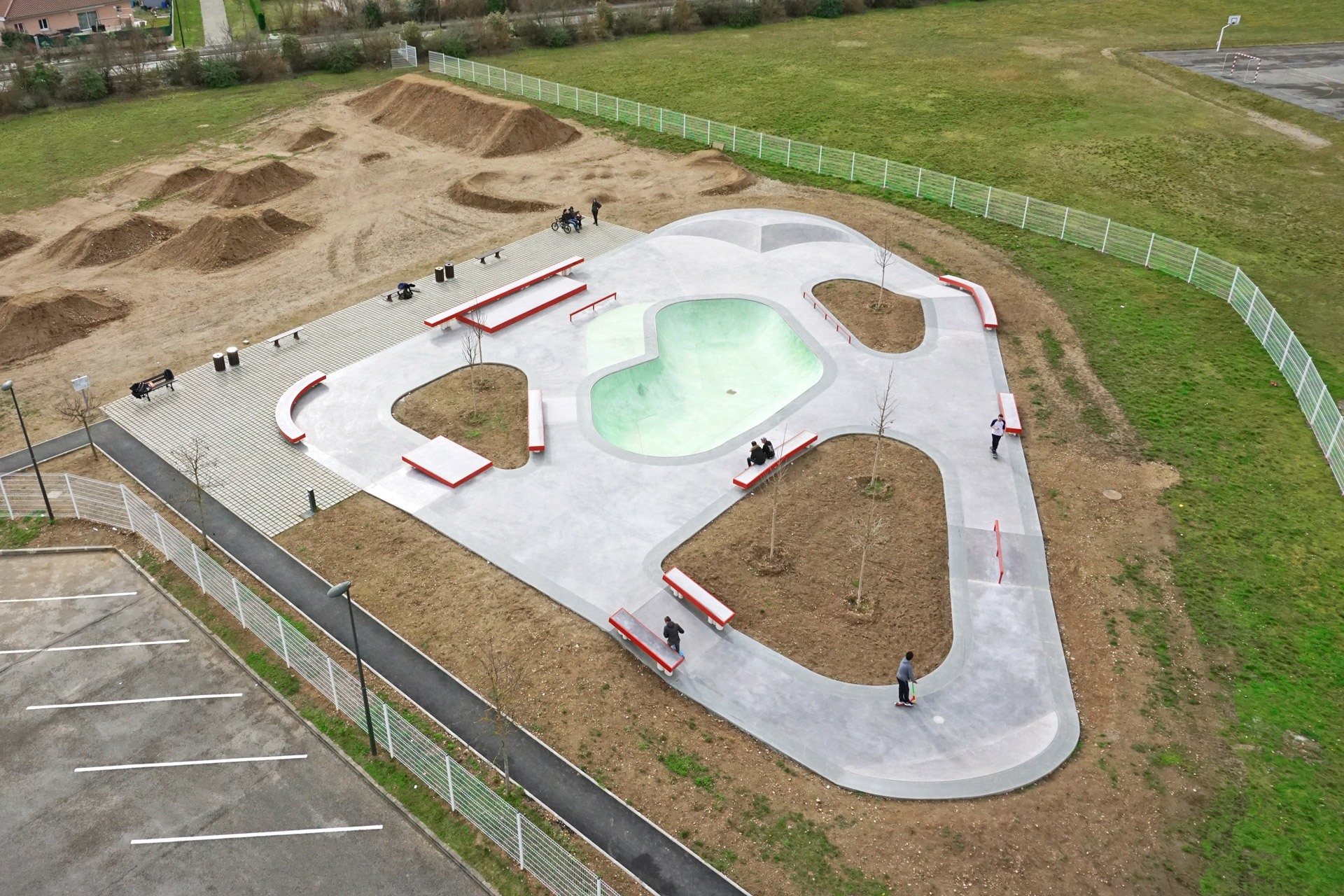 Tignieu Skatepark Tignieu Jameyzieu Skate Spot 4/5
