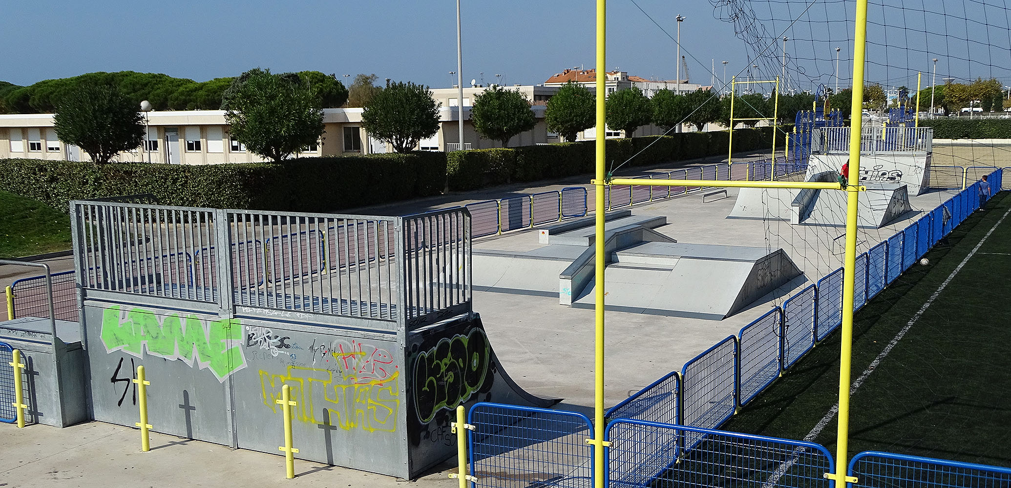 Le Grau du Roi Skatepark Le Grau du Roi Skate Spot 2/5