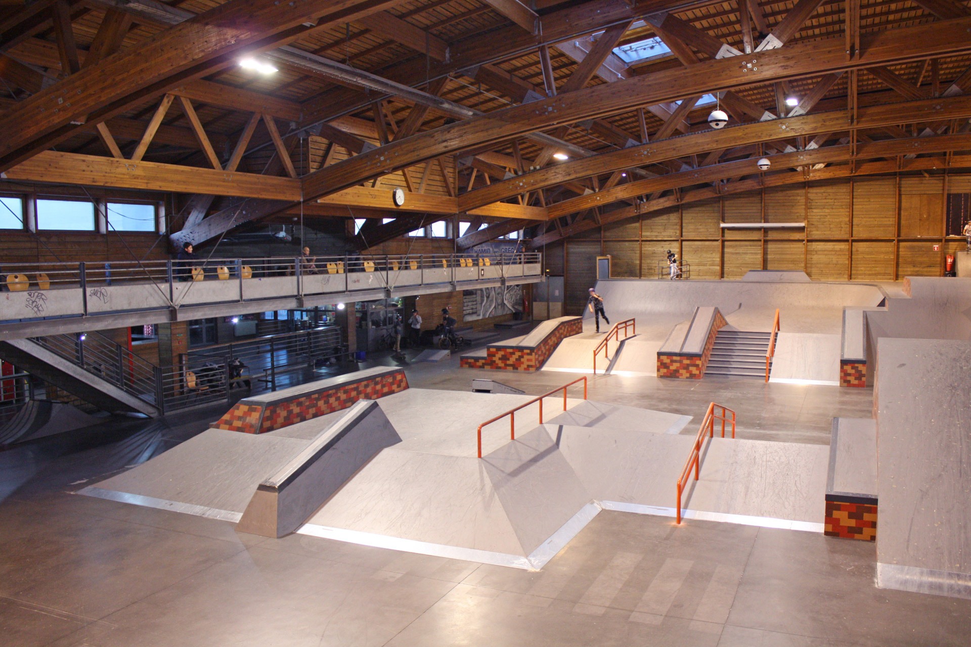 Gerland Indoor Lyon Skate Spot 5/5
