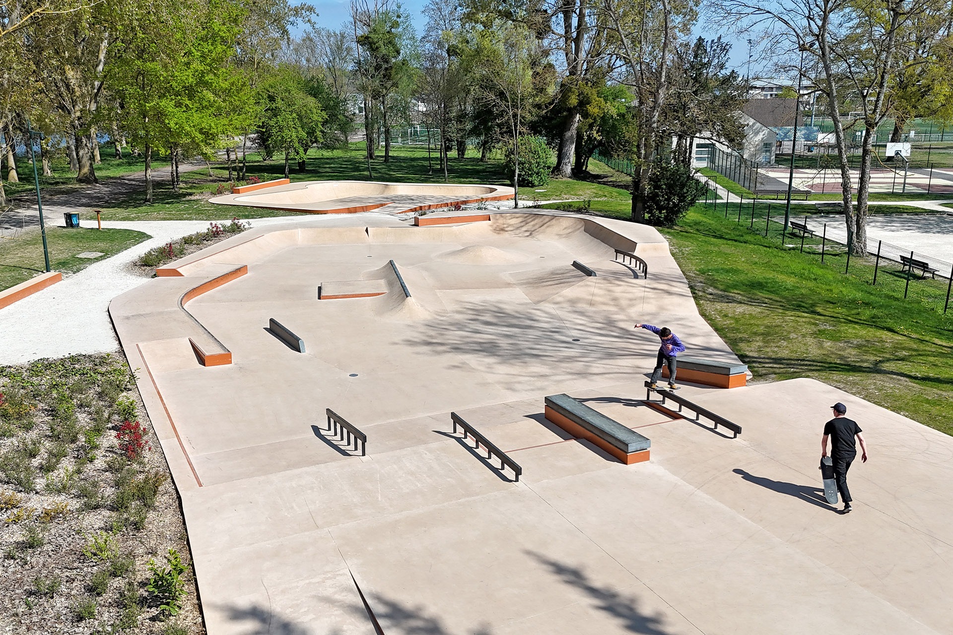 Stade Grante L' Isle Adam Skate Spot