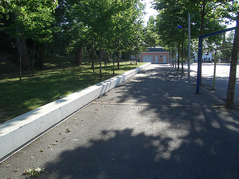 Lycée Andora Spot Street Anglet Skate Spot 3/5
