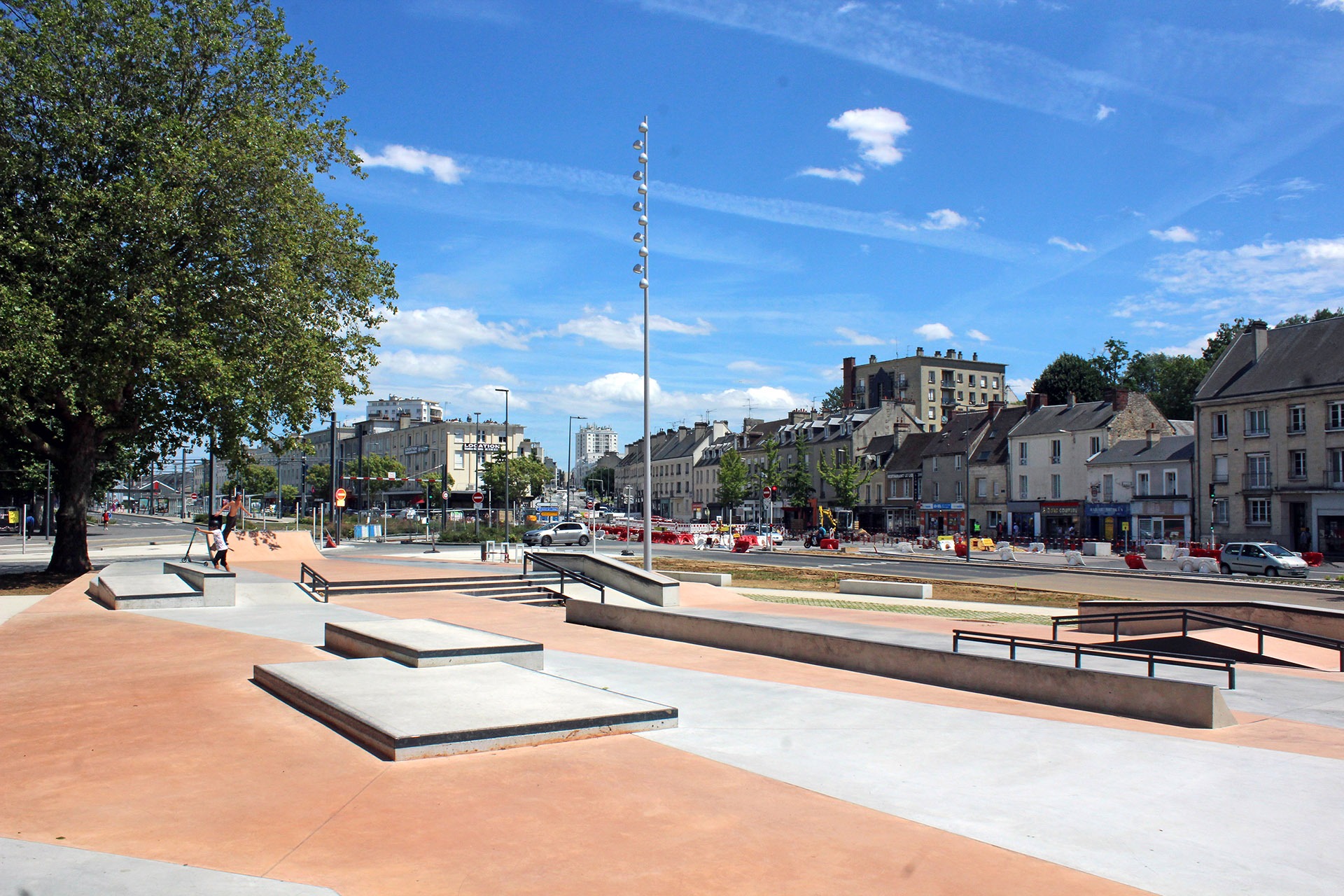La Rue d' Auge Spot Street Caen Skate Spot 4/5