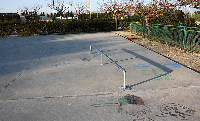 Old Park Skatepark Carpentras Skate Spot 2/5