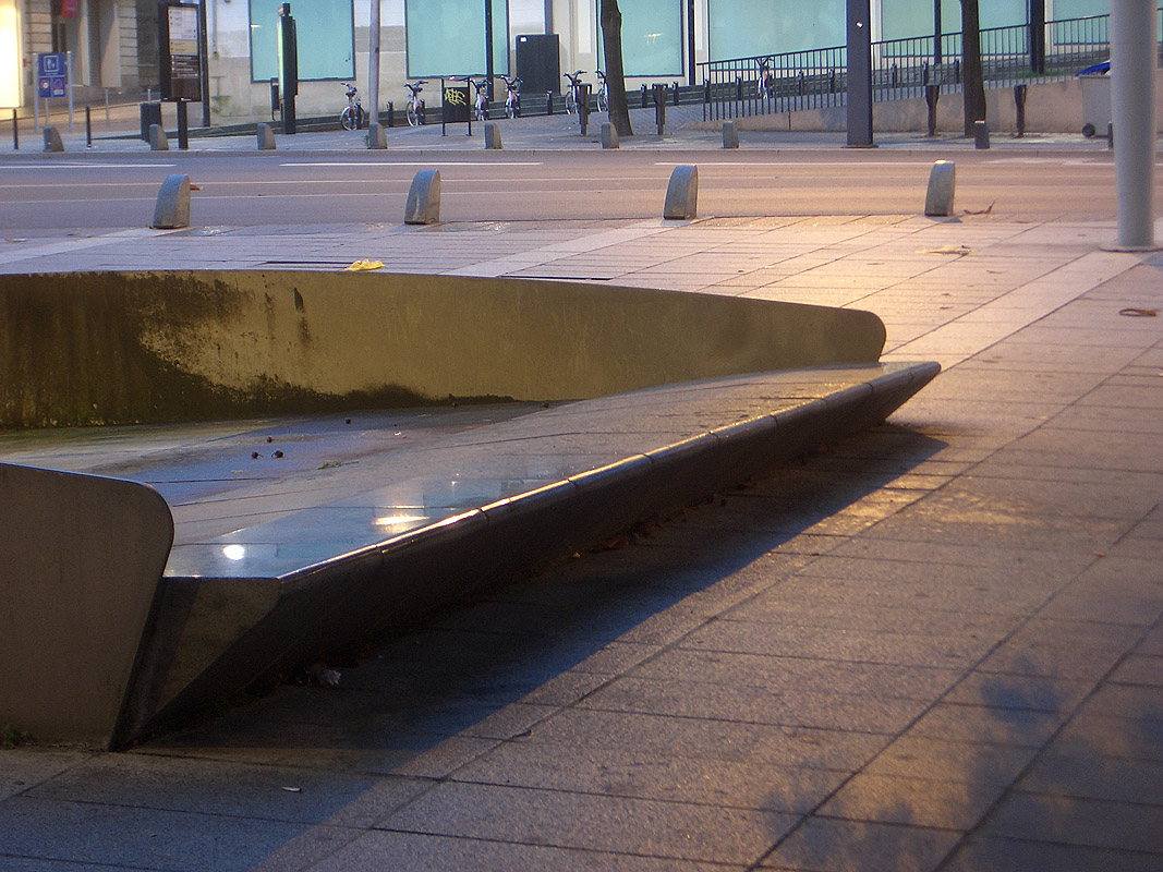 Les 50 Otages Spot Street Nantes Skate Spot 5/5