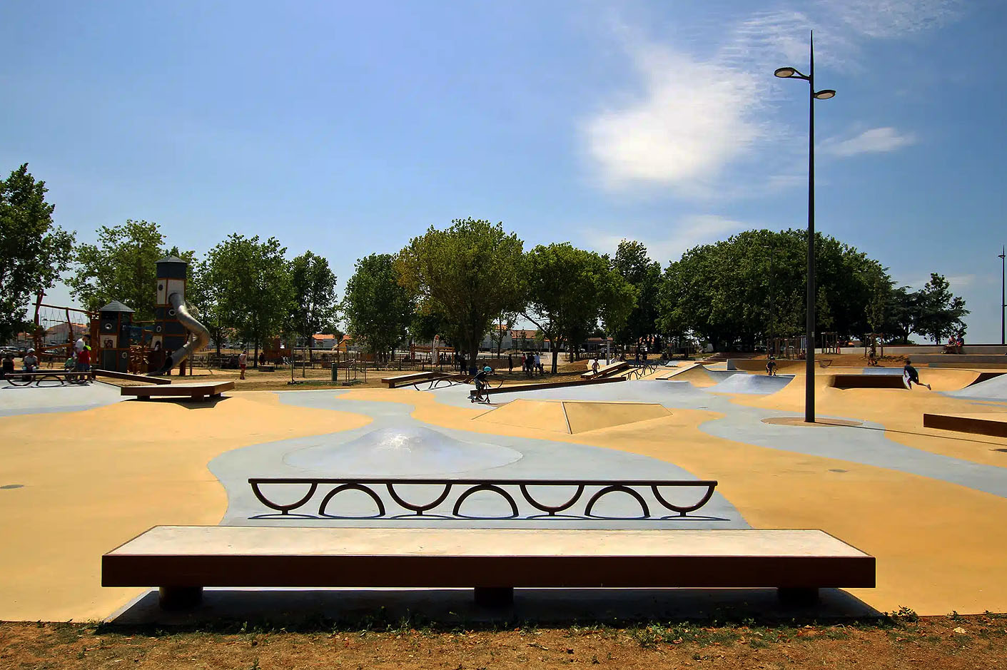 La Faute sur Mer Skatepark L' Aiguillon la Presqu'île Skate Spot 5/5