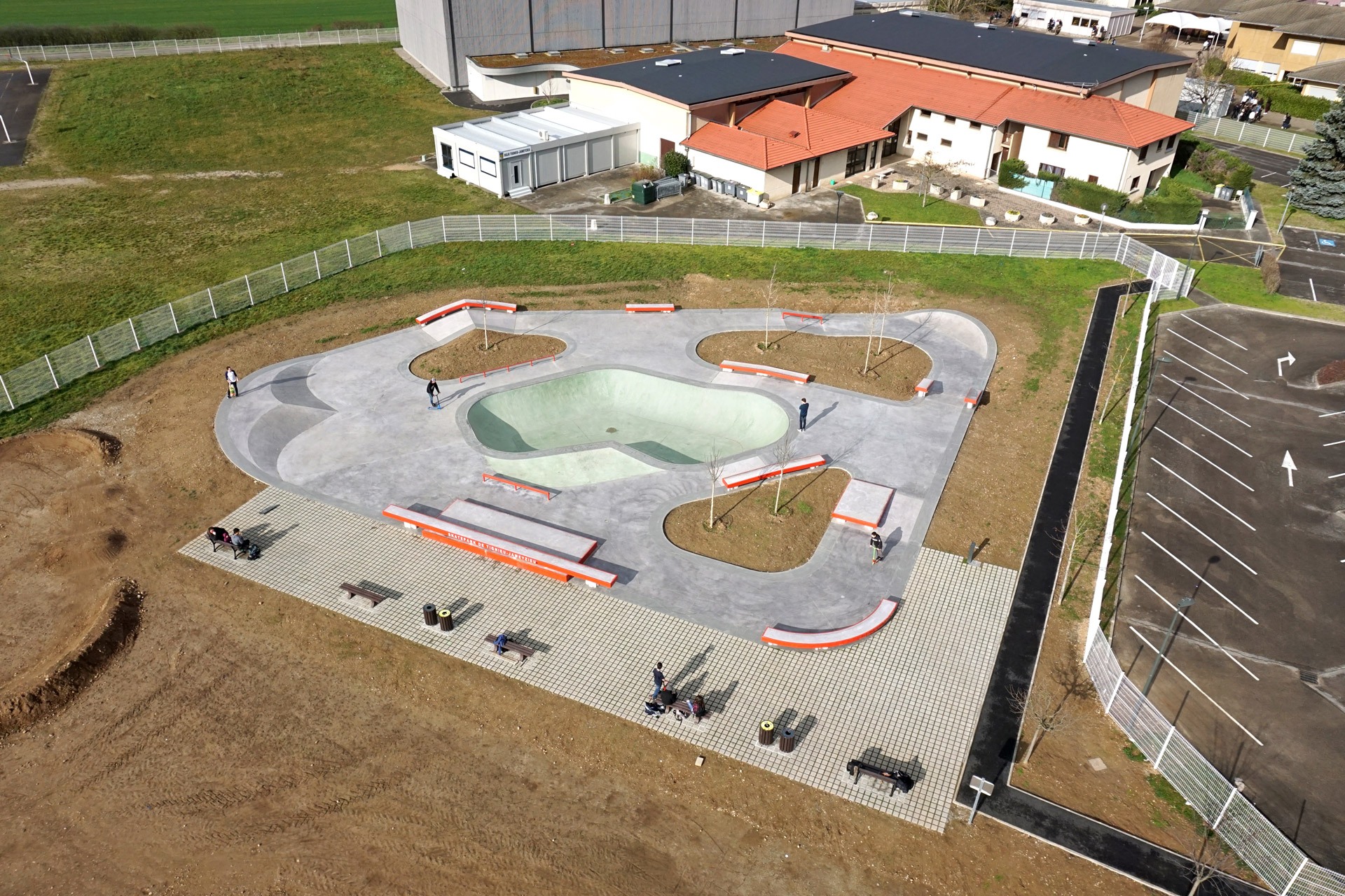 Tignieu Skatepark Tignieu Jameyzieu Skate Spot 4/5