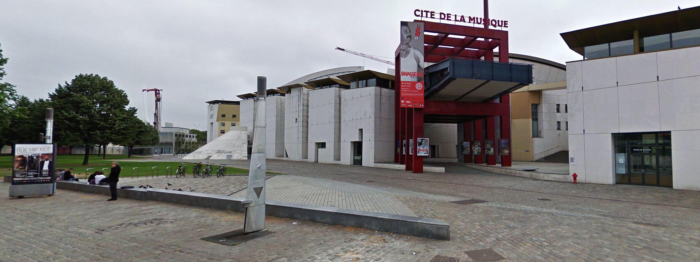 Cité de la Musique Paris Skate Spot