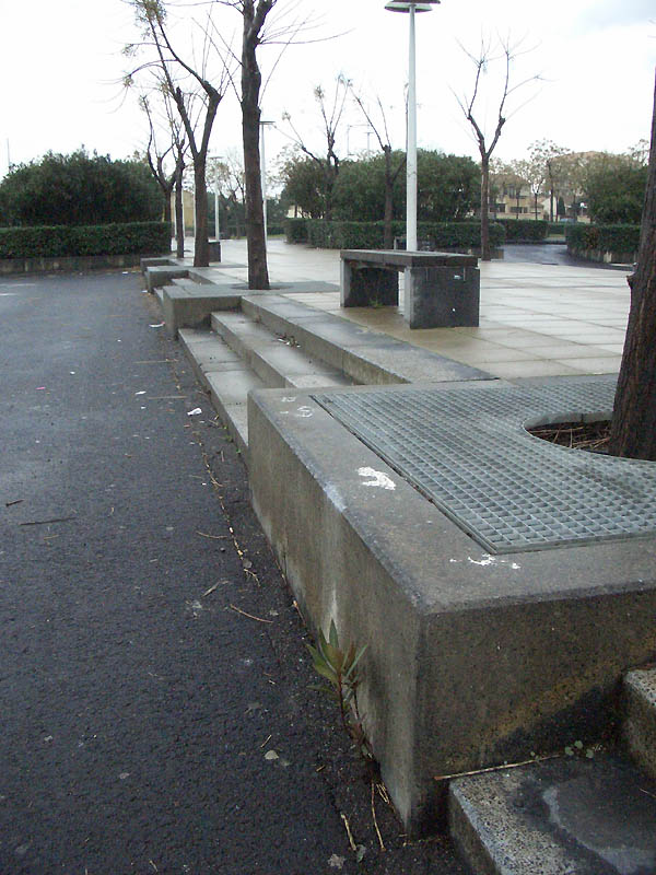 Collège Paul Emile Victor Spot Street Agde Skate Spot 2/5