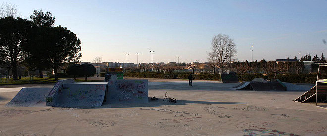 Old Park Skatepark Carpentras Skate Spot 2/5