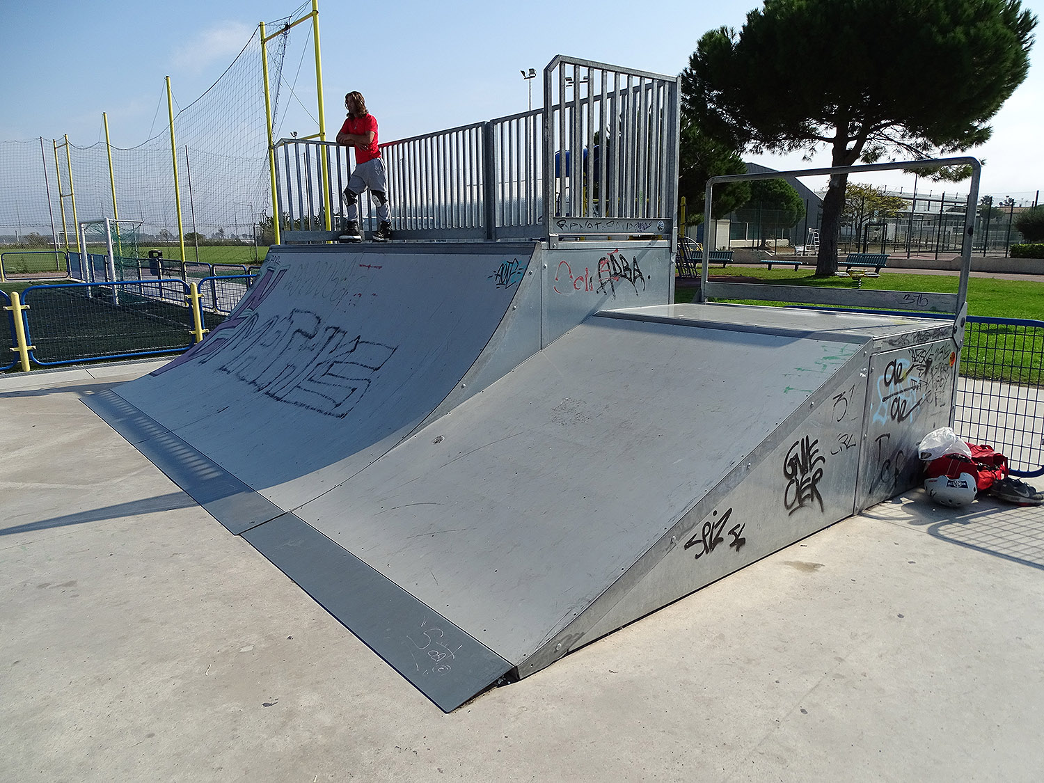 Le Grau du Roi Skatepark Le Grau du Roi Skate Spot 2/5