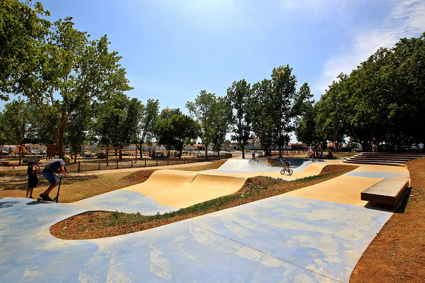 La Faute sur Mer Skatepark L' Aiguillon la Presqu'île Skate Spot 5/5