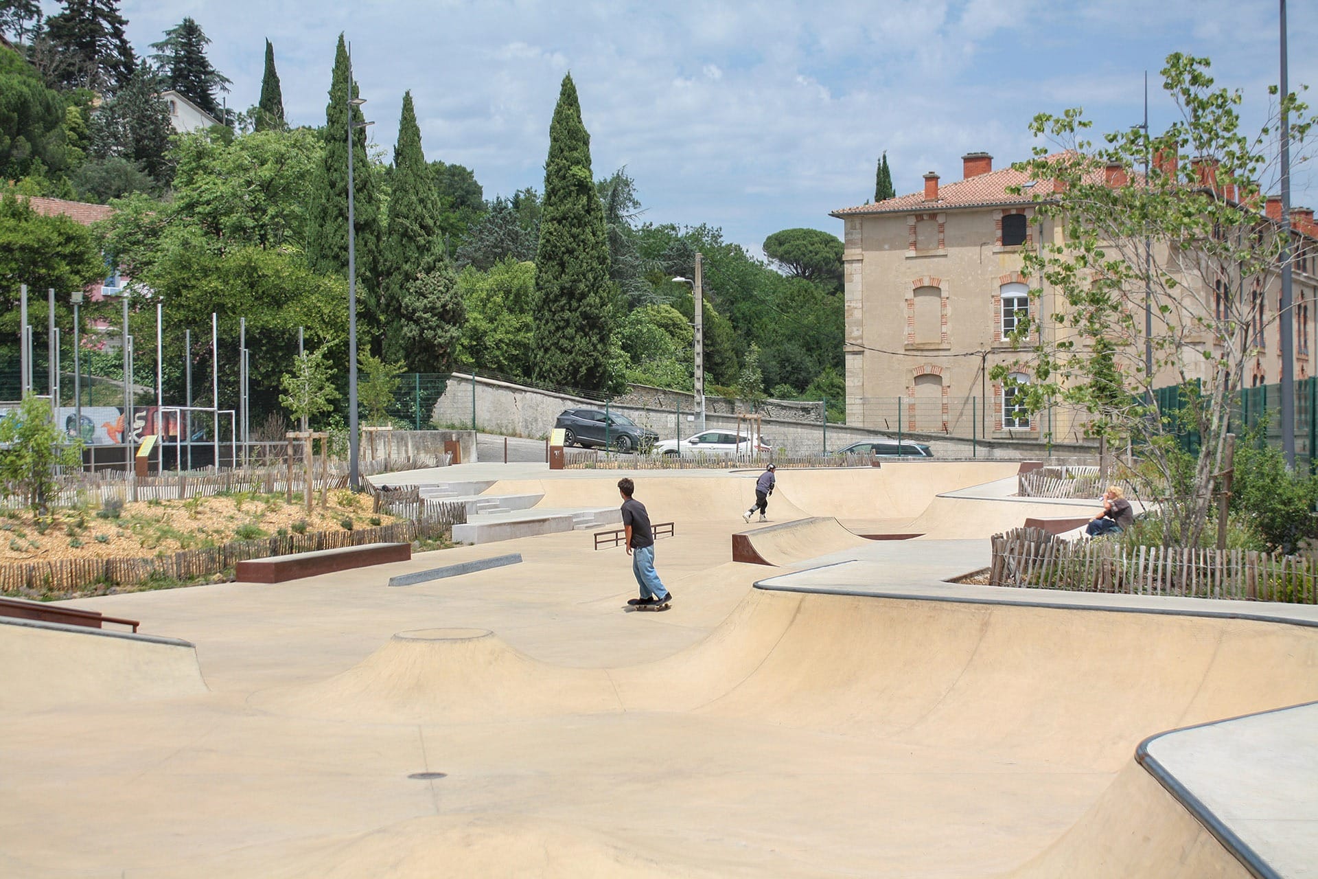 Parc du Grézac Skatepark Lodève Skate Spot 4/5