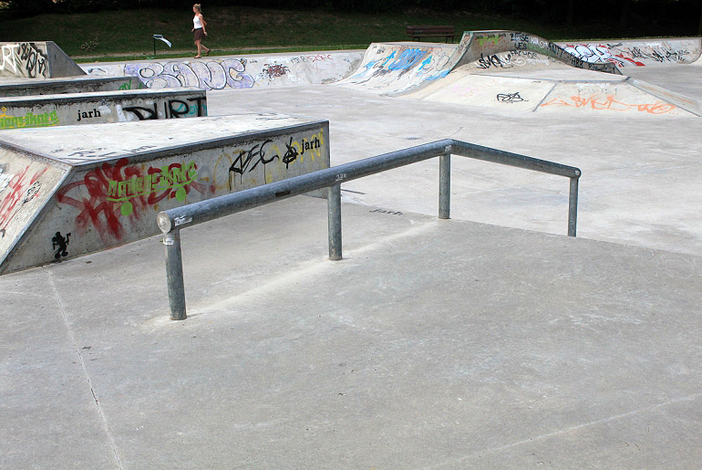 Europe Skatepark Saint Quentin Skate Spot 4/5