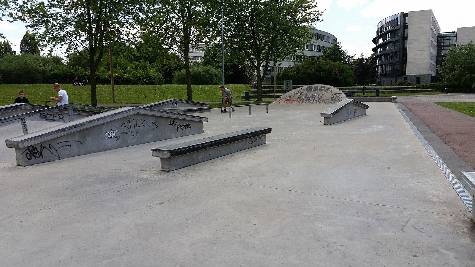 Cité U L' Arsenal Skatepark Douai Skate Spot 4/5
