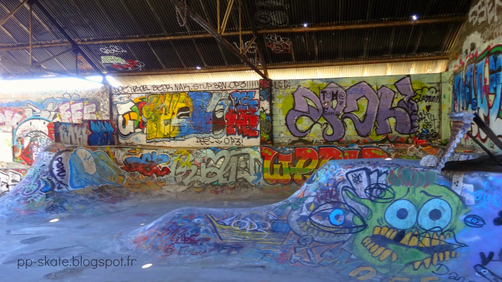 La Caverne Do It Yourself Marseille Skate Spot 5/5