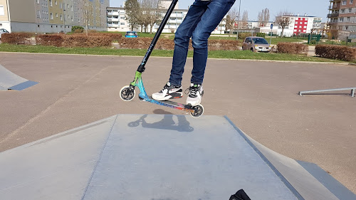 La Morlande Skatepark Avallon Skate Spot 1/5