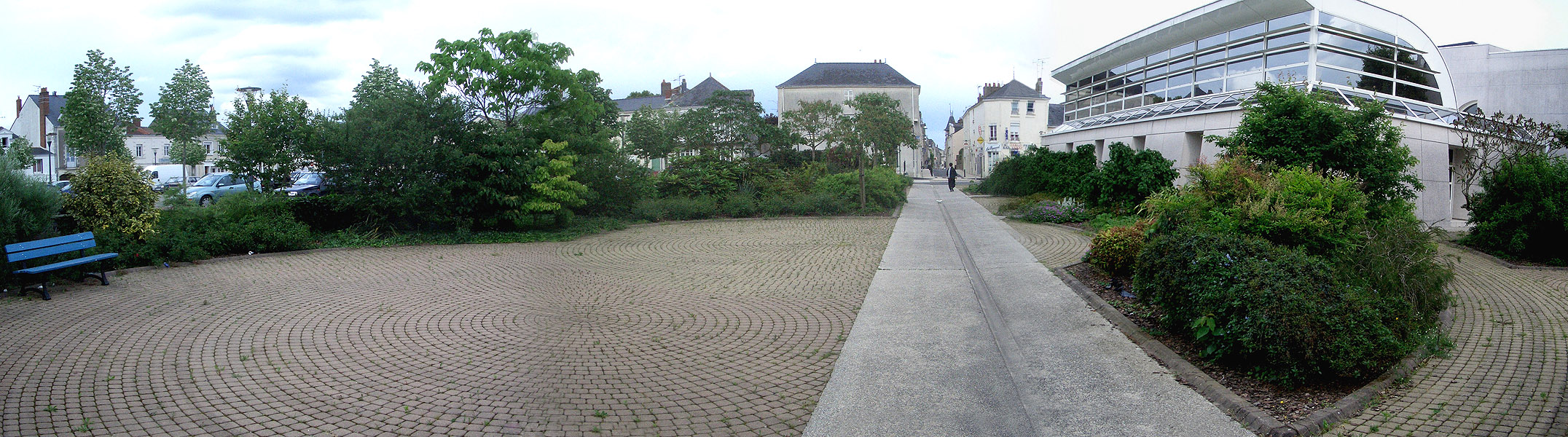 Médiathèque La Pléiade Spot Street Ancenis Skate Spot 3/5