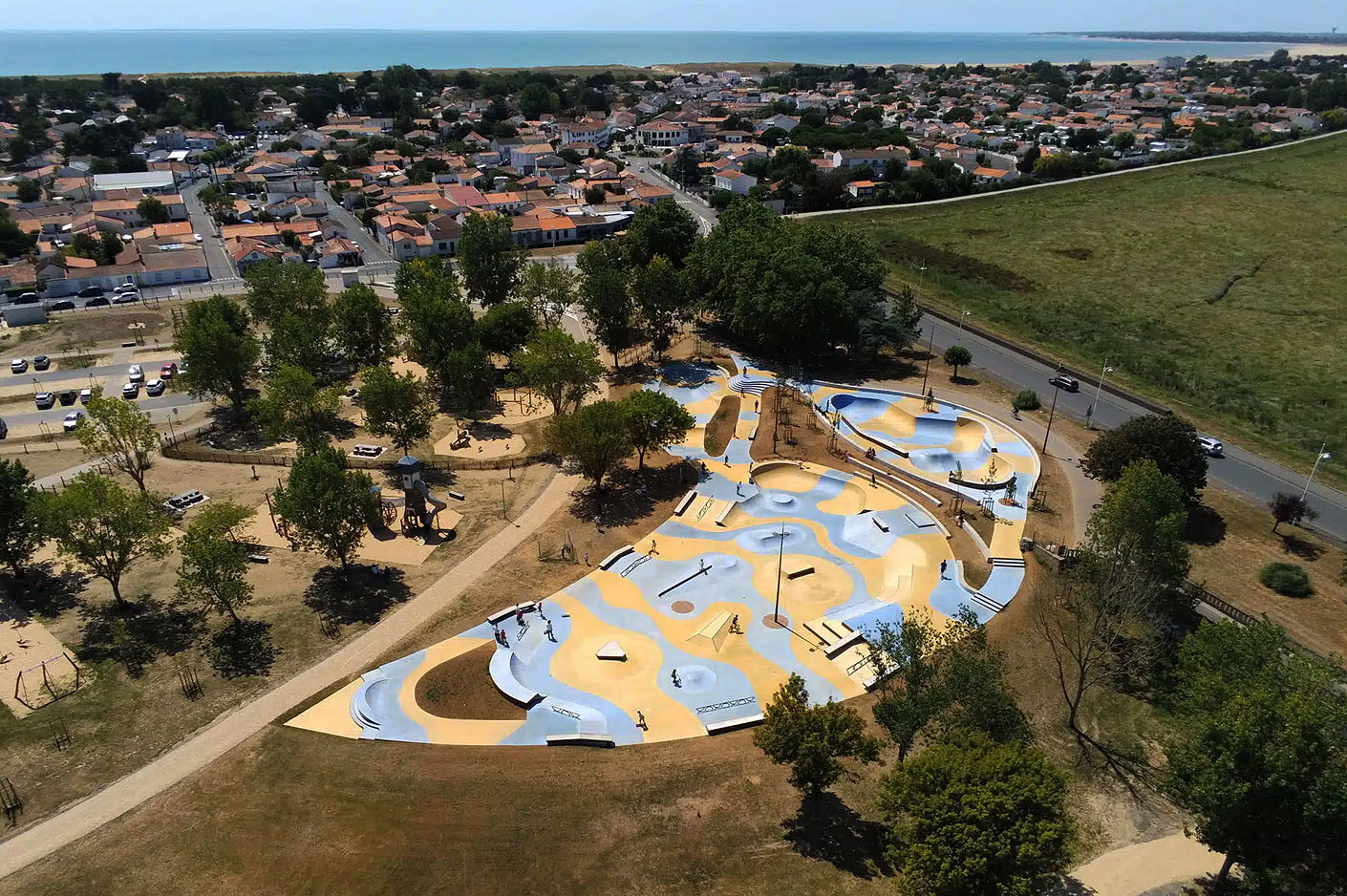 La Faute sur Mer Skatepark L' Aiguillon la Presqu'île Skate Spot 5/5