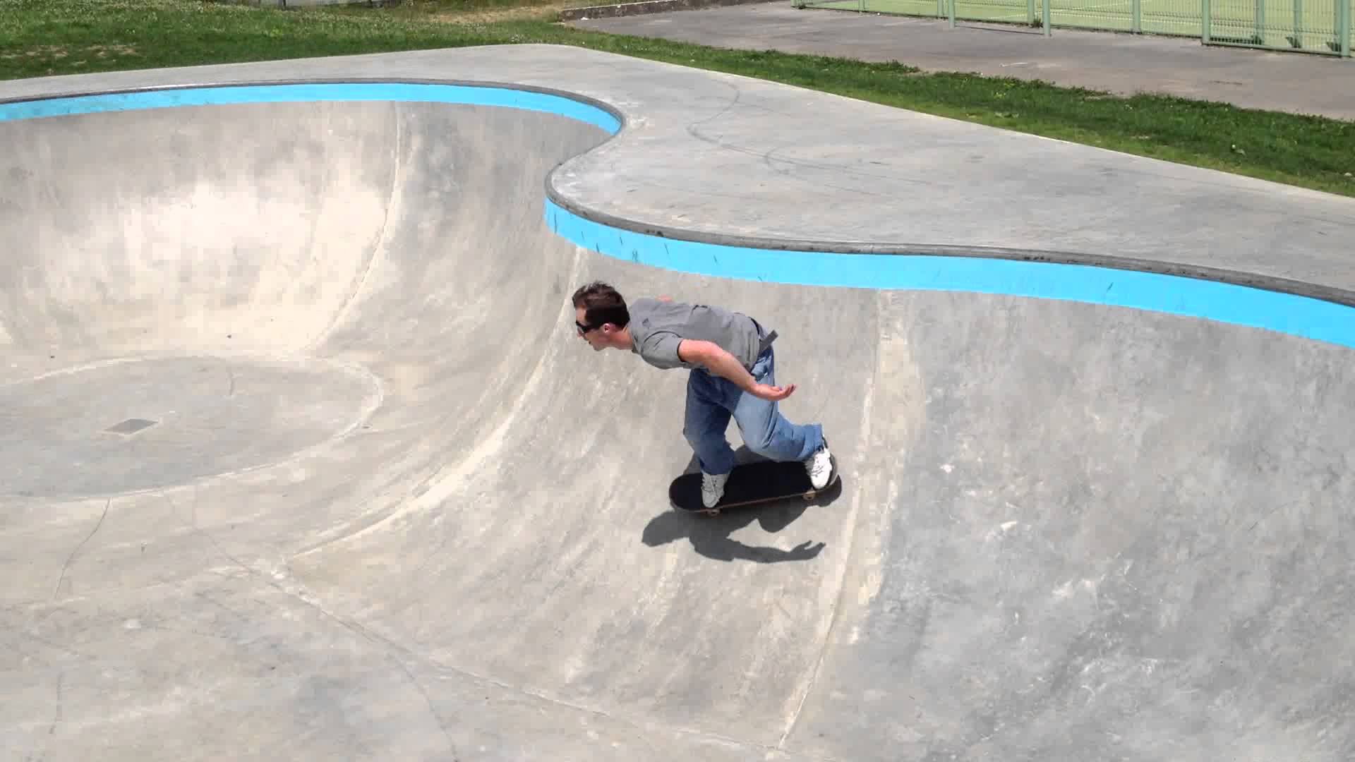 PLO Bowl Bowl Plougastel Daoulas Skate Spot 4/5