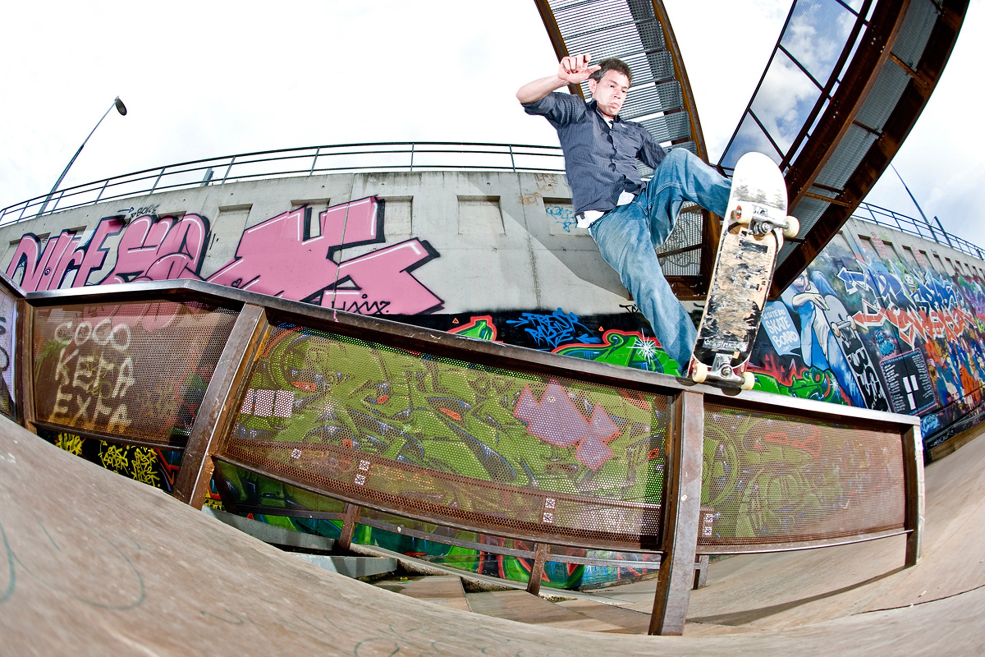 La Friche Skatepark Marseille Skate Spot 5/5