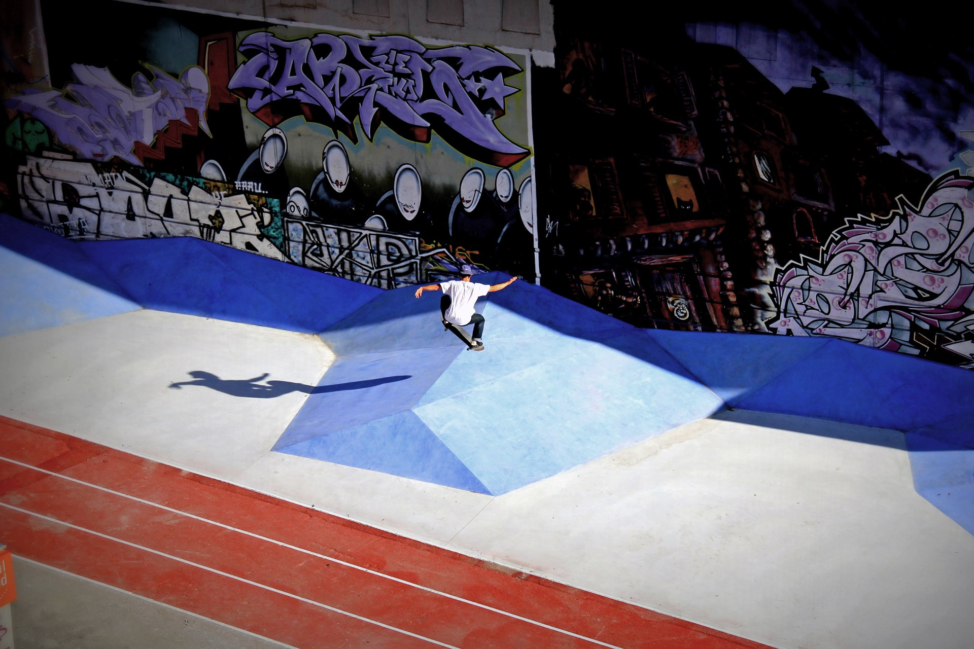 La Friche Belle de Mai Skatepark Marseille Skate Spot 4/5