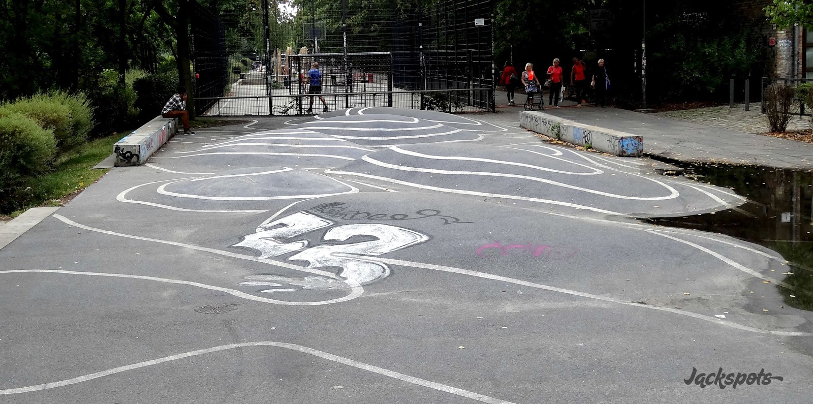 Der Visionare Spot Street Berlin Skate Spot 3/5