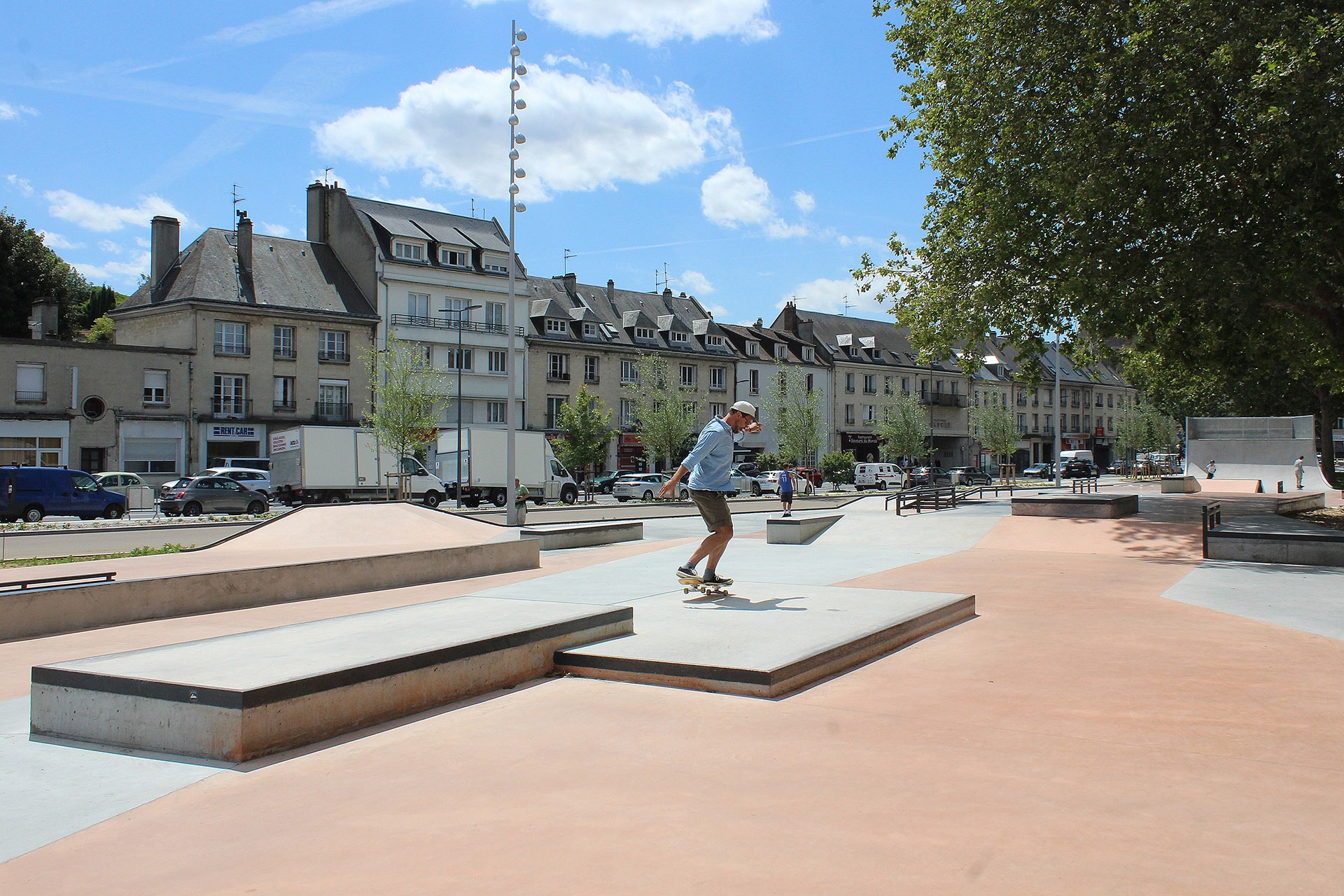 La Rue d' Auge Spot Street Caen Skate Spot 4/5