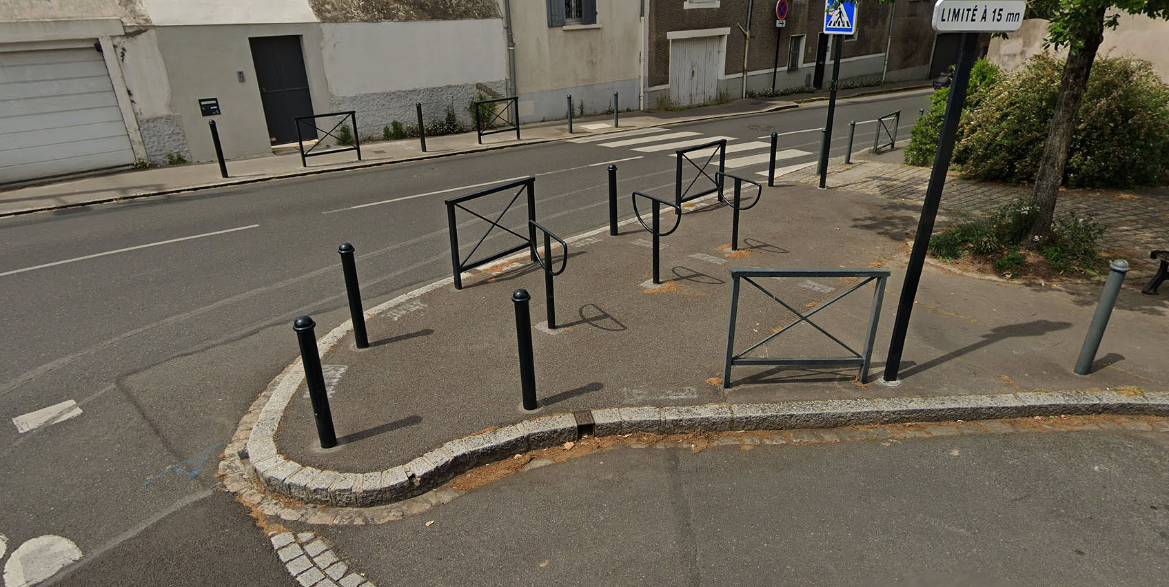 The Wall Spot Street Nantes Skate Spot 2/5