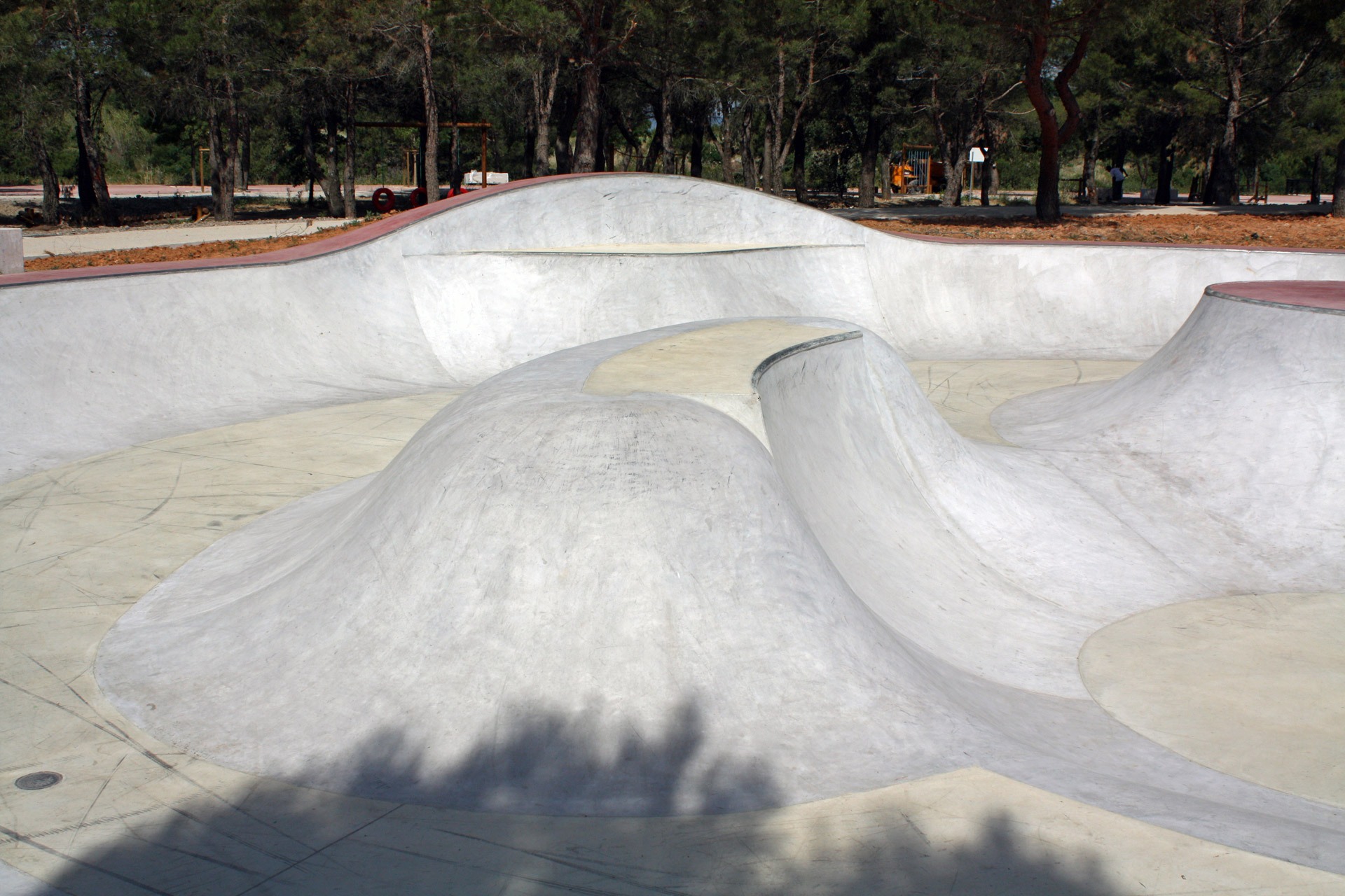 Le petit lodi Bowl Saint Victoret Skate Spot 4/5