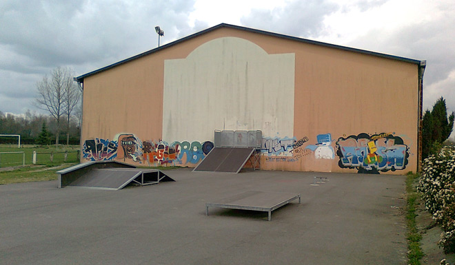 Stade Ravelo Artiguelouve Skate Spot