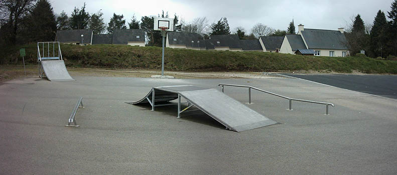 L' Ecole Berrien Skate Spot