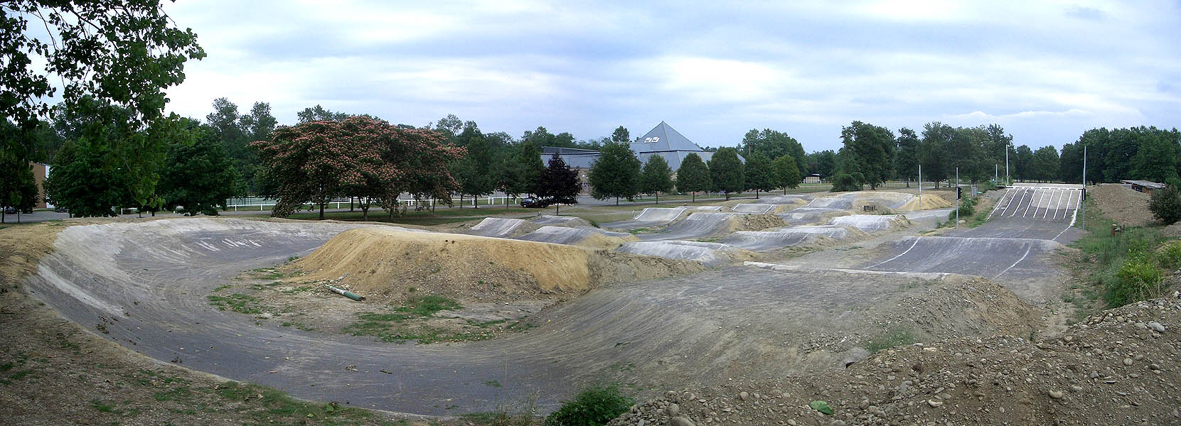 Plaine des Sports Denguin Skate Spot