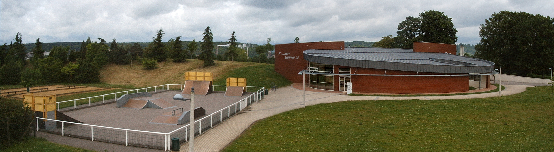 Grand Quevilly Le Grand Quevilly Skate Spot