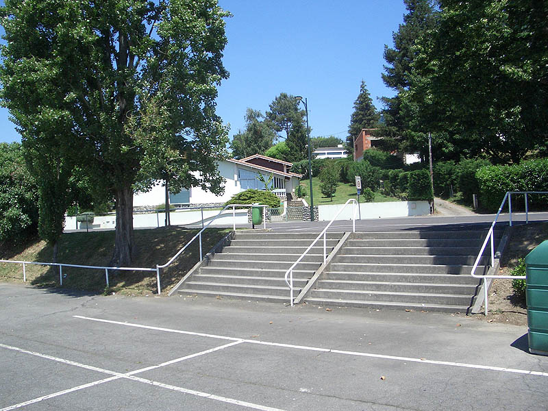 Les Arènes Hagetmau Skate Spot