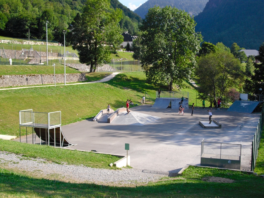 Les Glères Cauterets Skate Spot