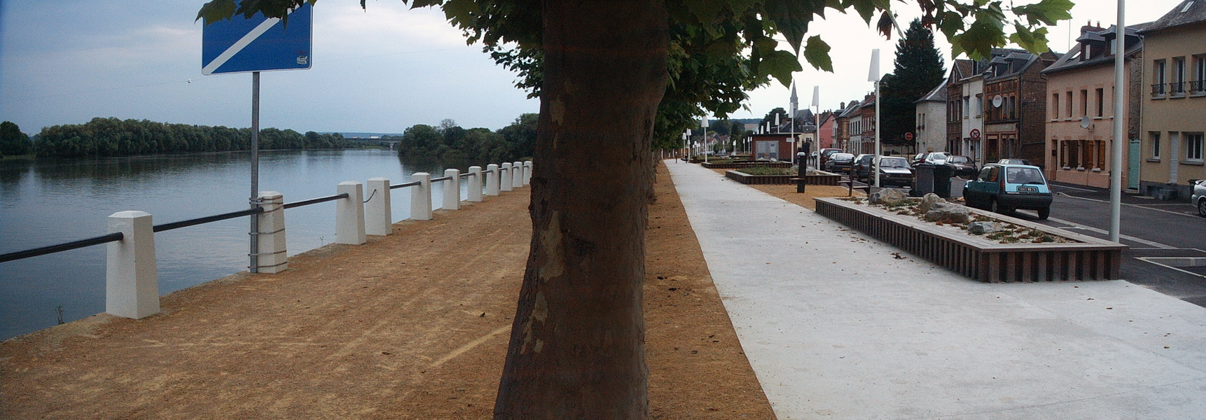 Les Quais Oissel Skate Spot