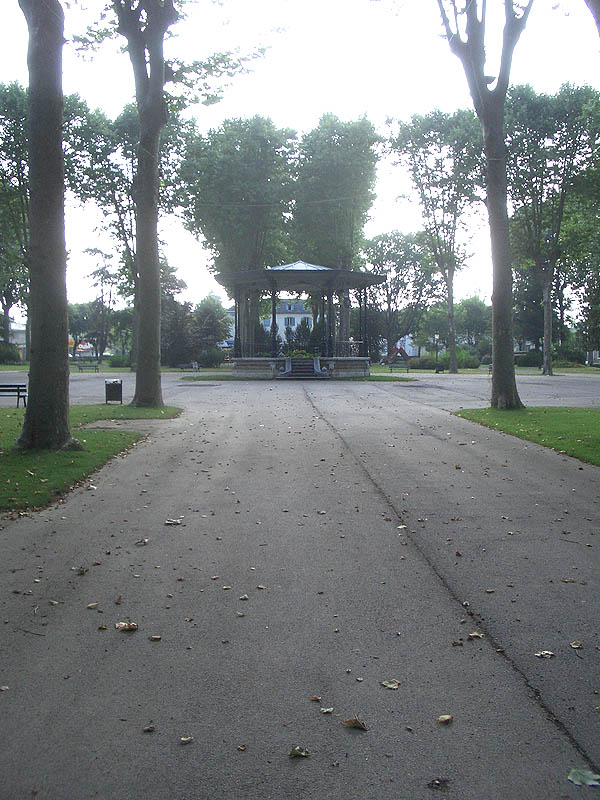 Le Kiosque Oloron Sainte Marie Skate Spot