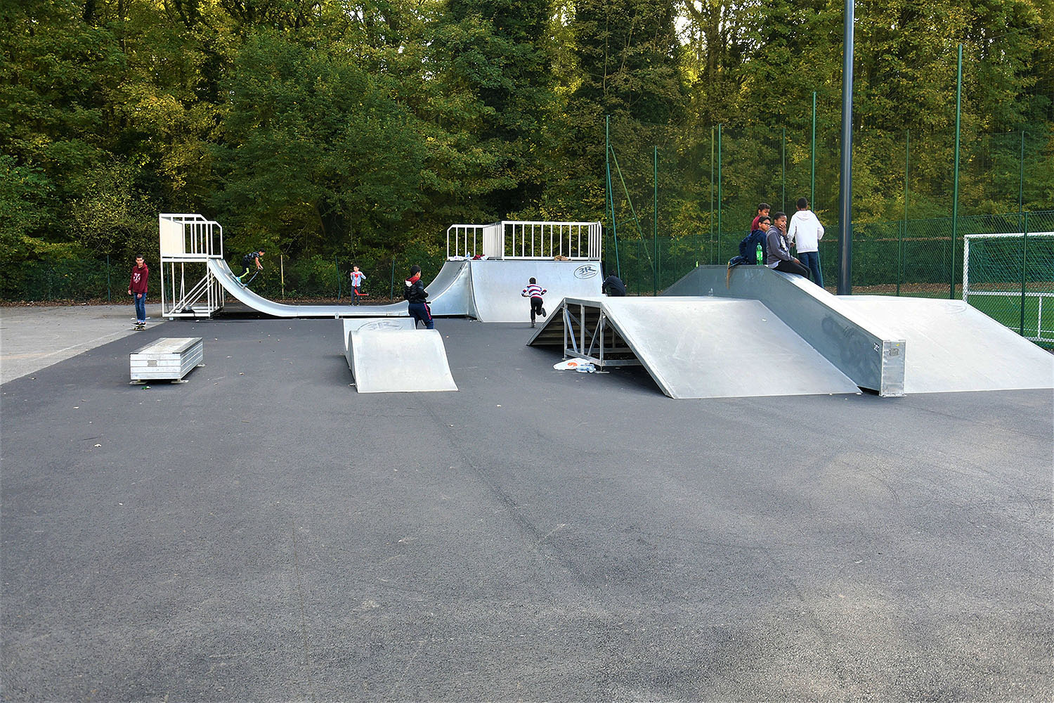 Stade Jean de Nève Vélizy Villacoublay Skate Spot