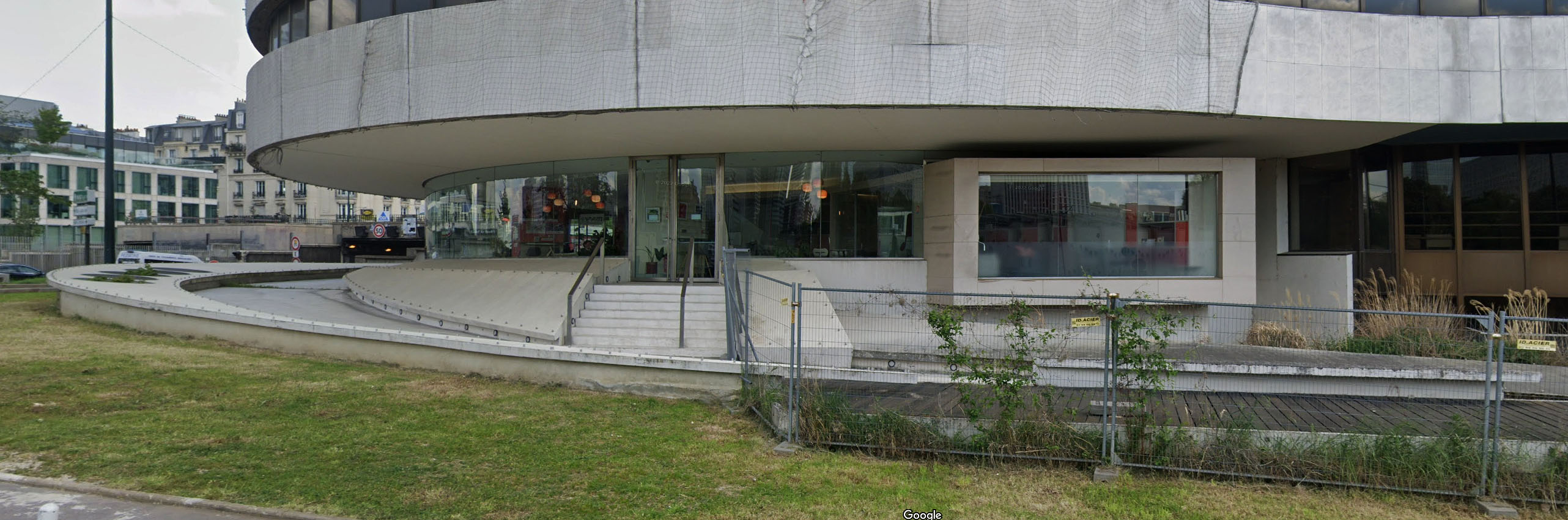 SACEM Neuilly sur Seine Skate Spot
