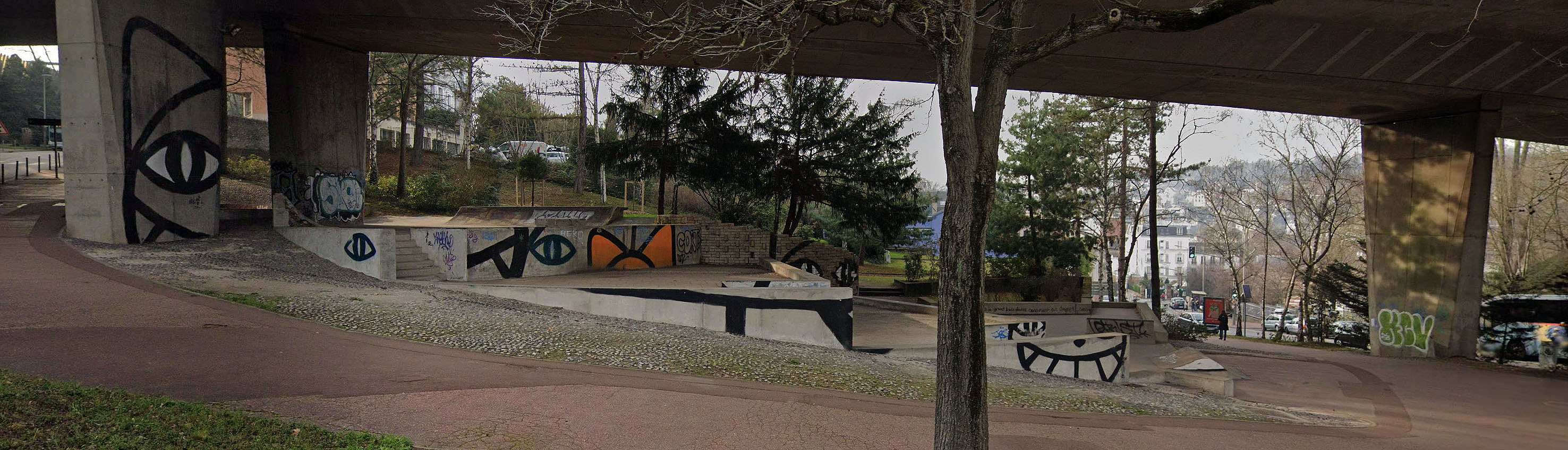 N 118 Sèvres Skate Spot
